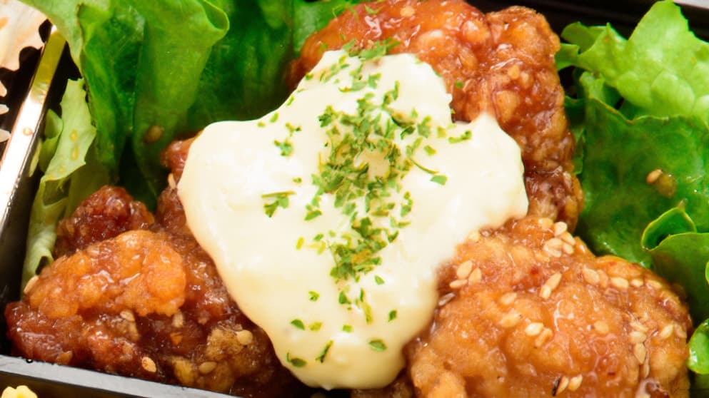 国産鶏そぼろと甘辛チキン弁当