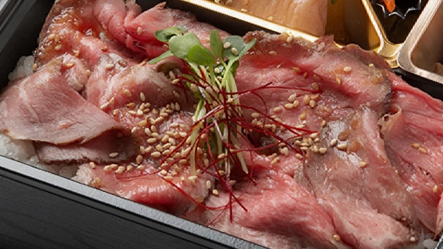 厳選牛ローストビーフと赤魚幽庵焼き御膳