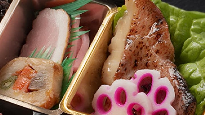 厳選牛ローストビーフと赤魚幽庵焼き御膳