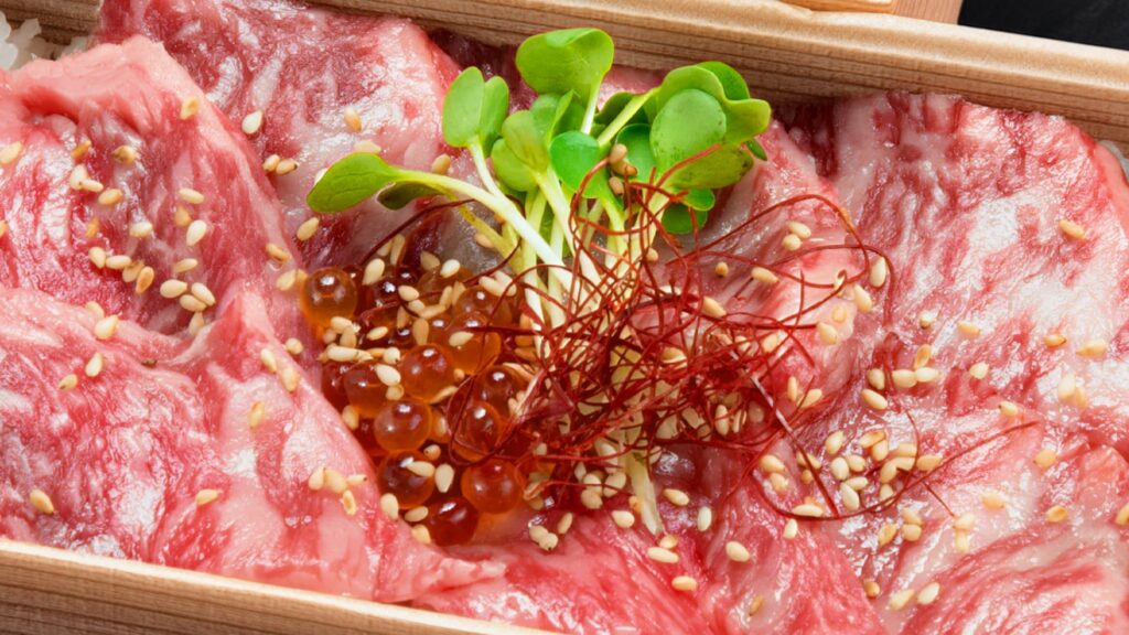 A4黒毛和牛ローストビーフ2段御膳