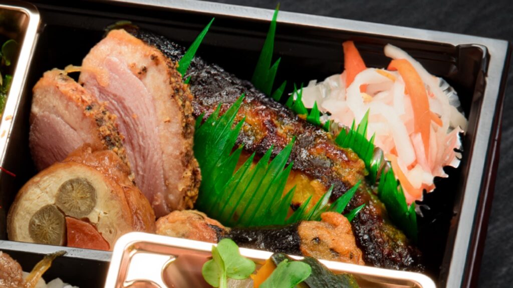 銀ダラ西京焼きと和牛すき煮御膳