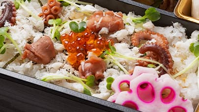 鯛とたこ柔らか煮の二色ご飯&厳選牛焼肉御膳
