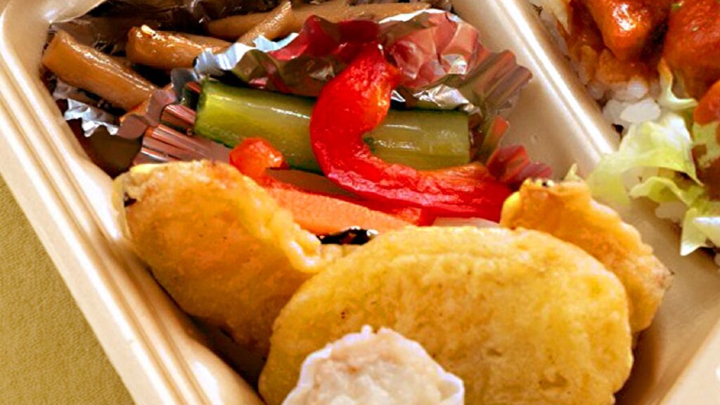 ニューヨーク定番屋台めし！！チキンオーバーライス